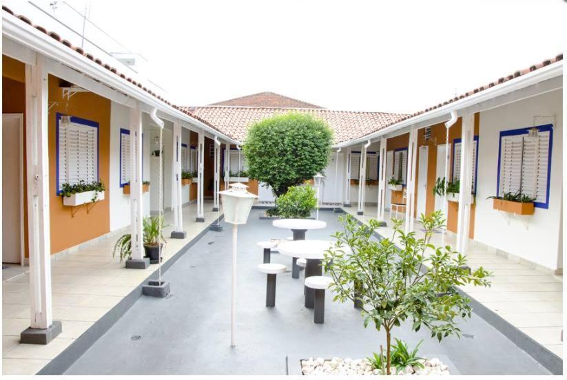Hotel Gandhi Jacutinga Eksteriør billede
